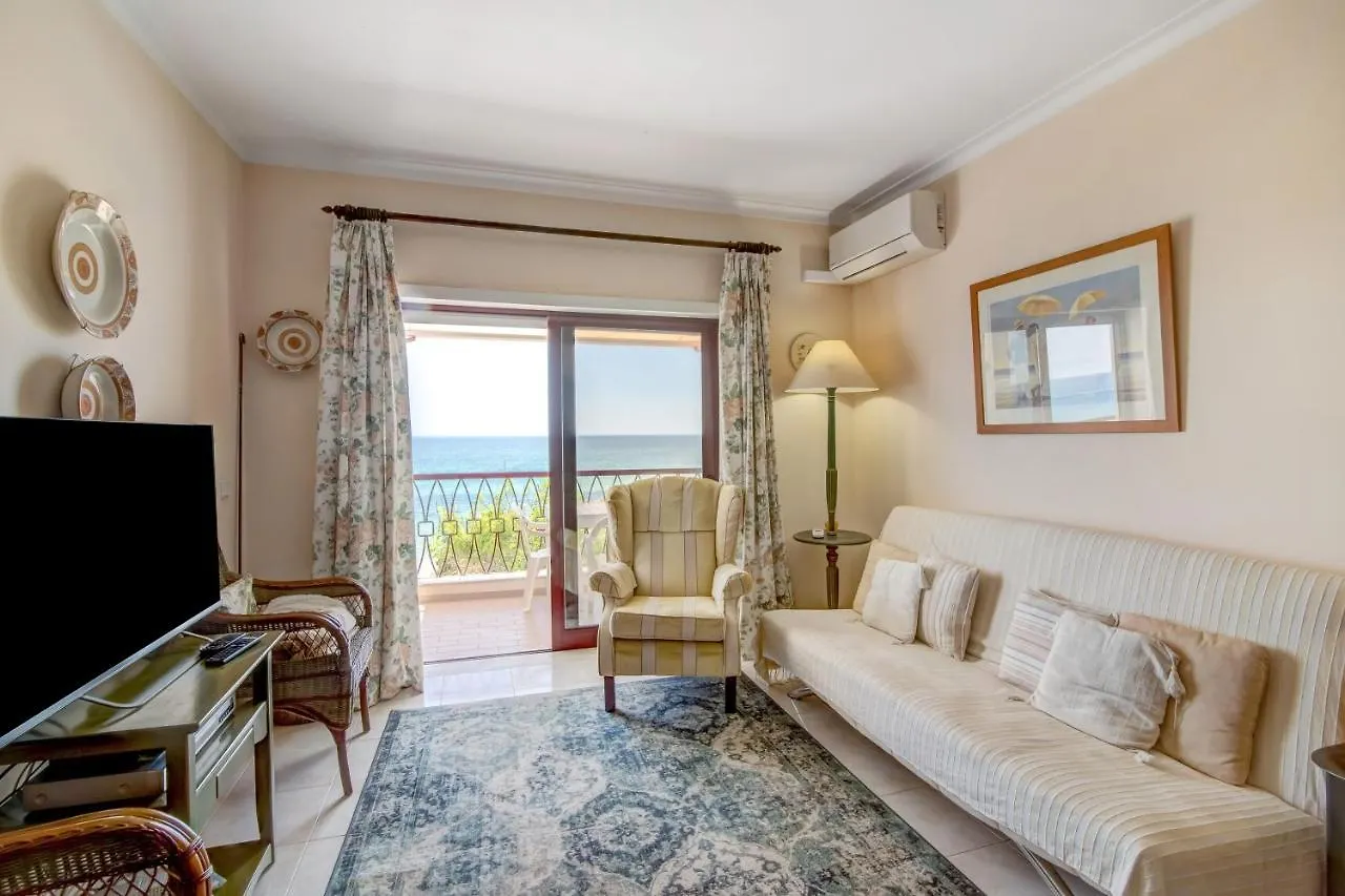 Apartamento Beira Mar Armacao de Pera Apartment