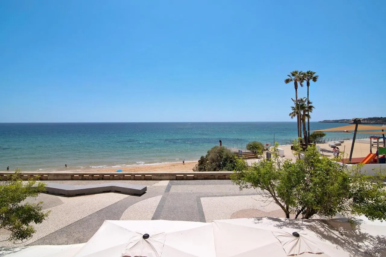 Apartamento Beira Mar Armacao de Pera Apartment