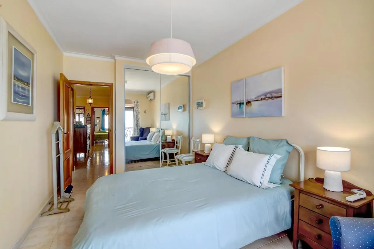 Apartamento Beira Mar Armacao de Pera 0*,