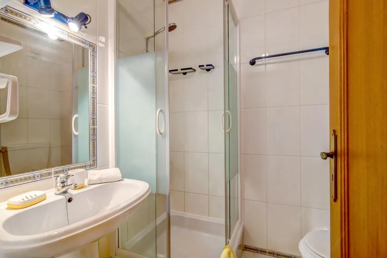Apartamento Beira Mar Armacao de Pera Apartment