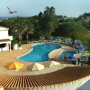 3* Resort Turiquintas